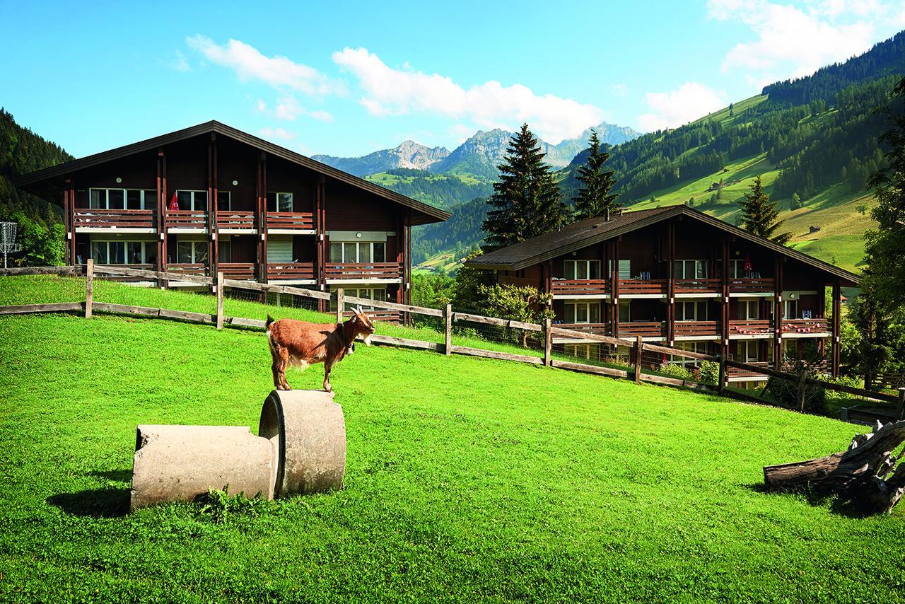 Reka-Feriendorf Lenk Hotel Eksteriør billede